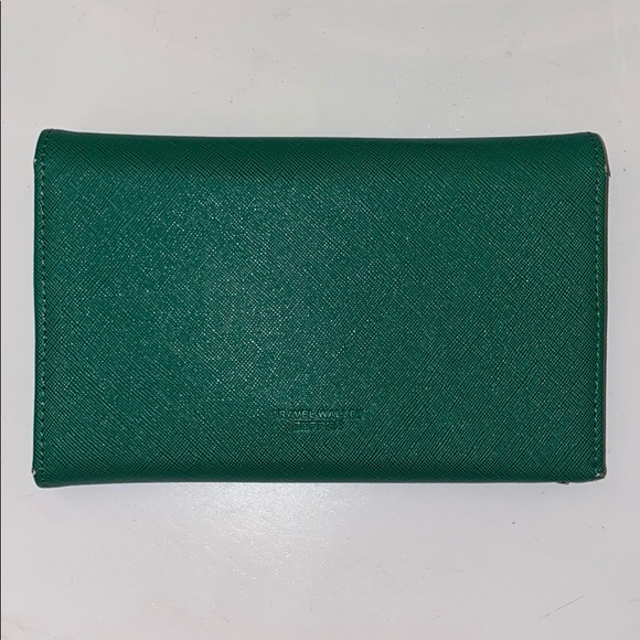 Travel wallet - Picture 2 of 3